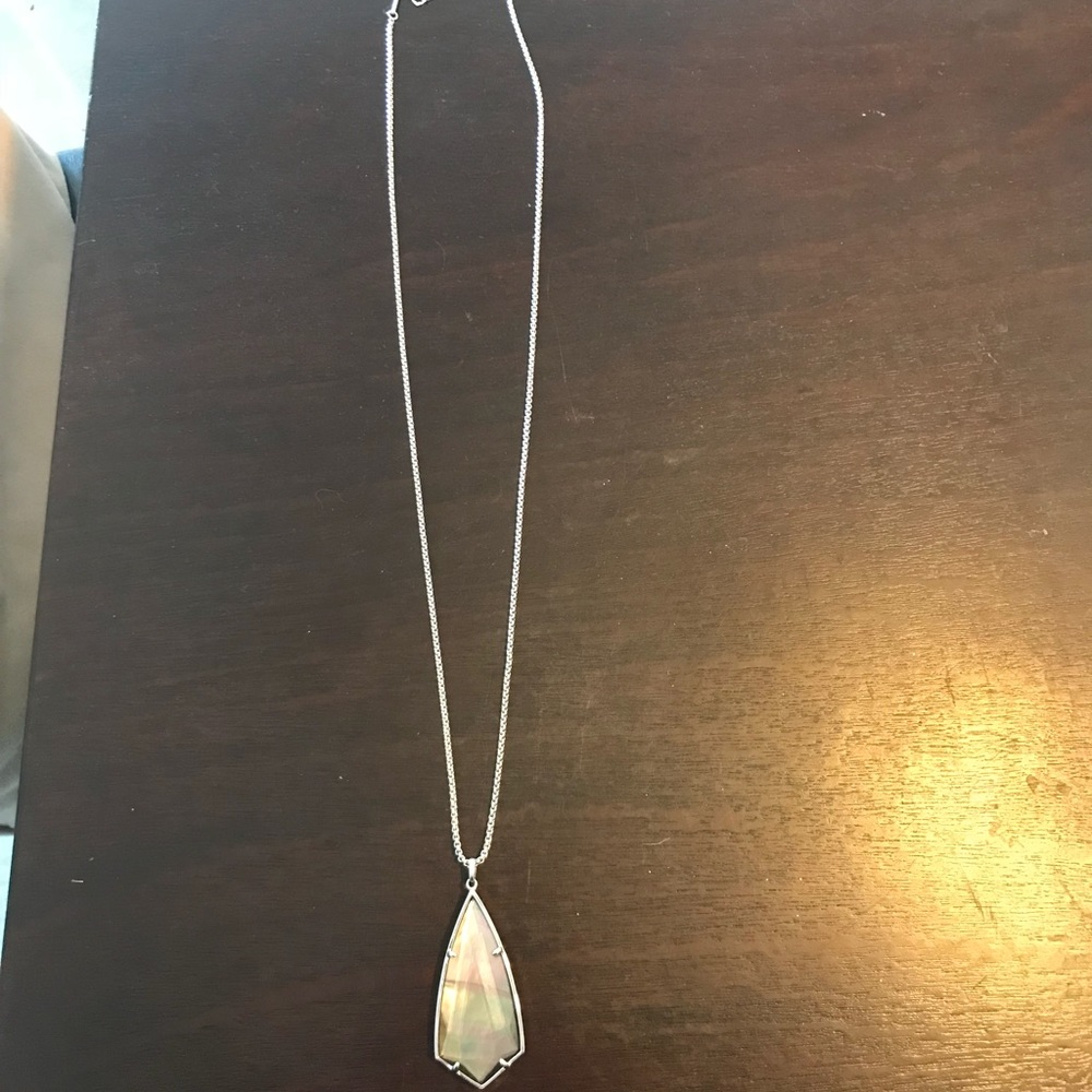 Kendra Scott Carole Necklace